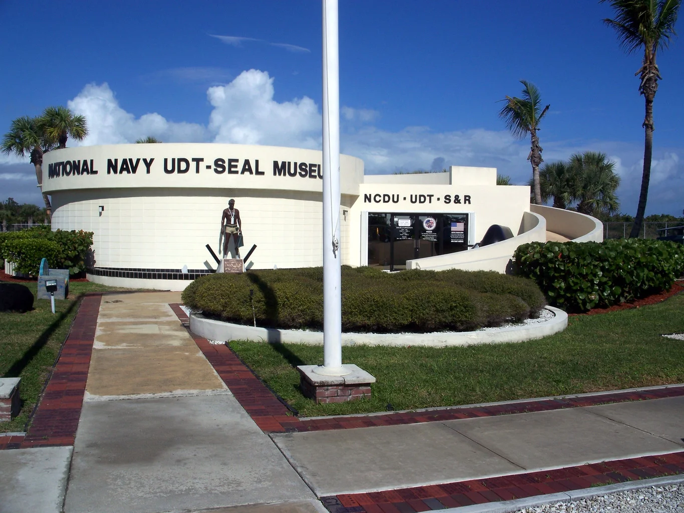 St Lucie County International Airport (KFPR / FPR)