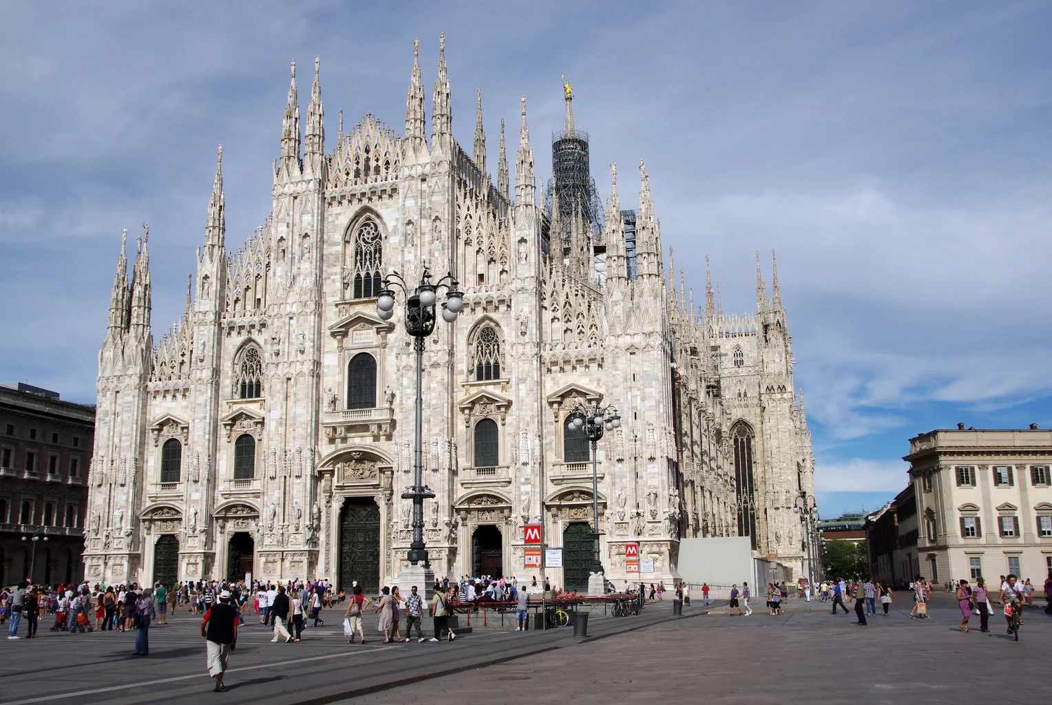 Milan Linate Airport (LIML / LIN)