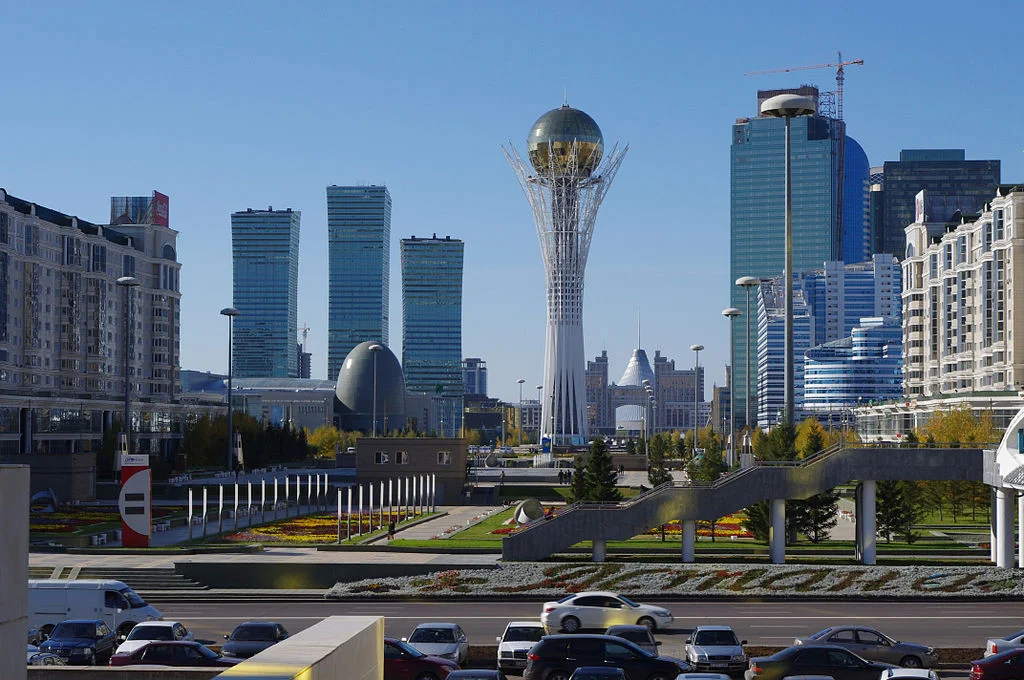 Astana International Airport (UACC / TSE)