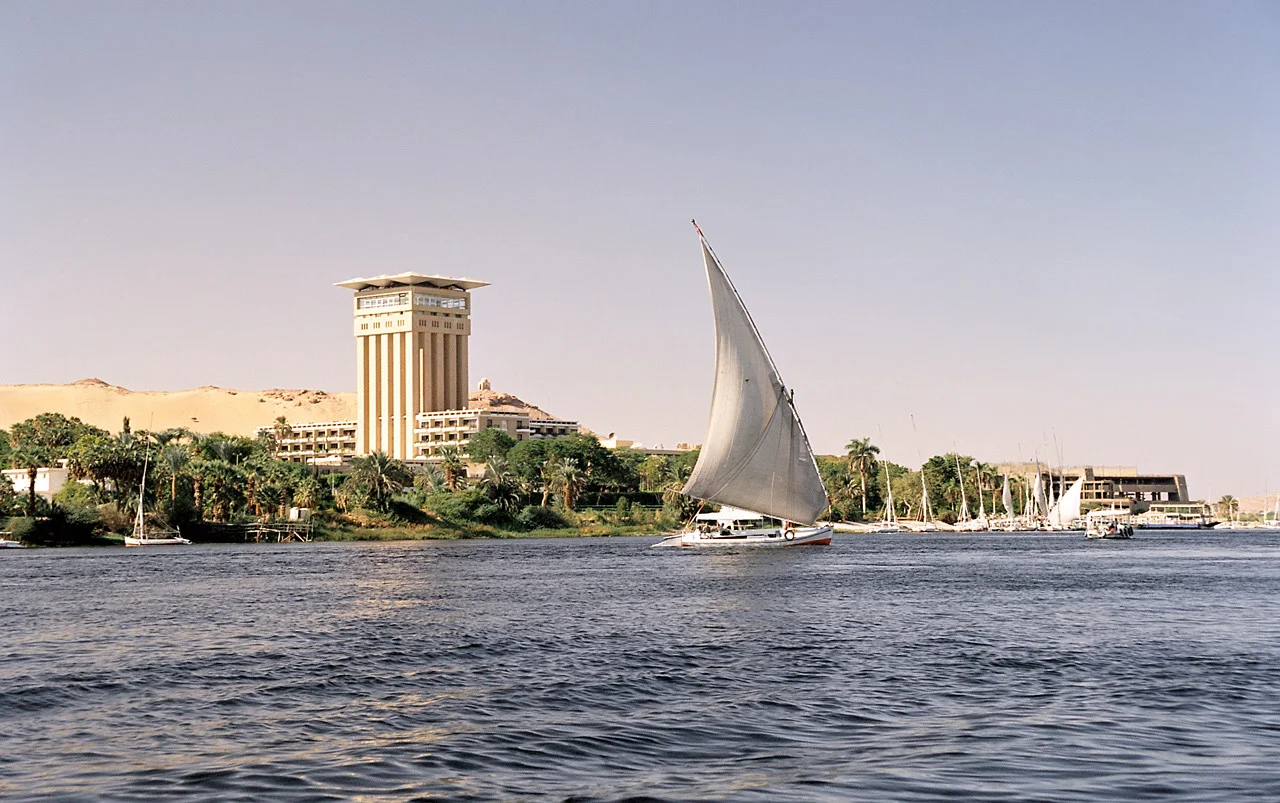 Aswan International Airport (HESN / ASW)