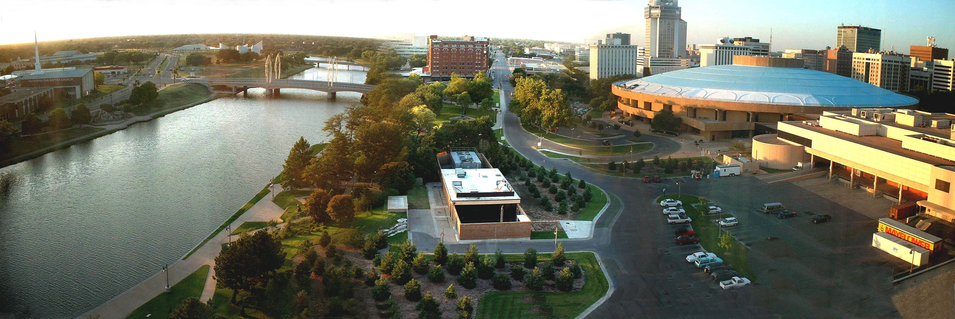 Wichita Mid-Continent Airport (KICT / ICT)